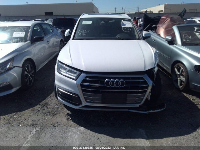 WA1BNAFY5J2236320 Audi Q5 Premium Plus