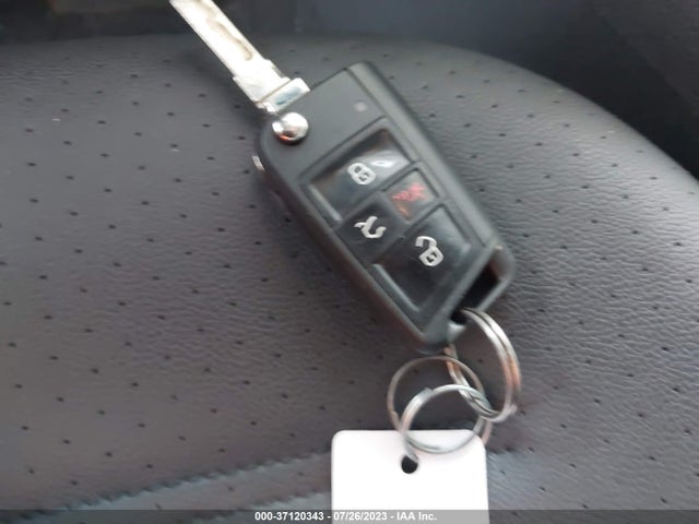 3VW217AU4FM082320 Volkswagen Golf Tsi S