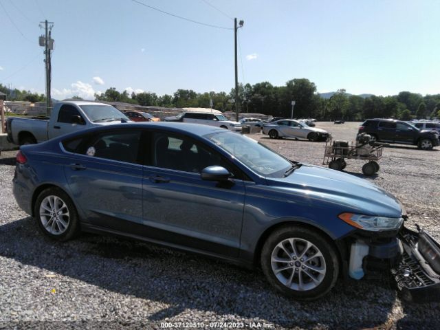 3FA6P0HD0KR107717 Ford FUSION SE