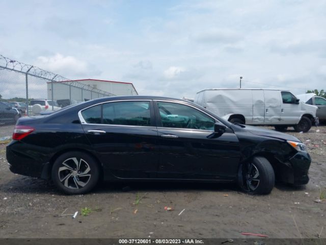 1HGCR2F39HA193496 Honda Accord Sedan Lx
