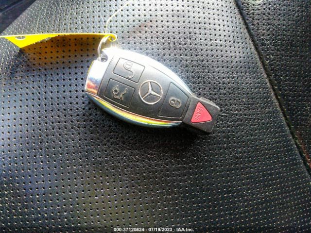 WDDUG8FB3EA061354 Mercedes-Benz S-class S 550