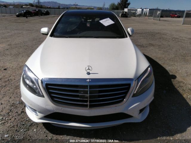 WDDUG8FB3EA061354 Mercedes-Benz S-class S 550