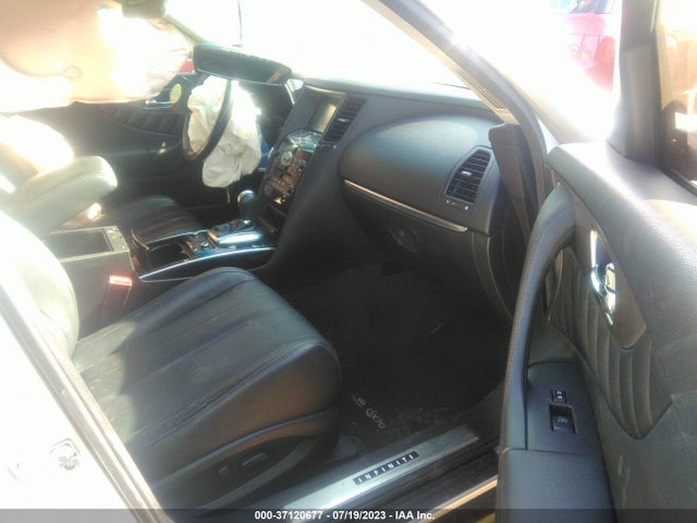 2015 INFINITI QX70 VIN: JN8CS1MWXFM483837