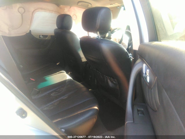 2015 INFINITI QX70 VIN: JN8CS1MWXFM483837