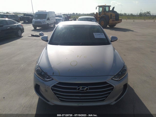 2018 HYUNDAI ELANTRA SEL VIN: 5NPD84LF2JH307983