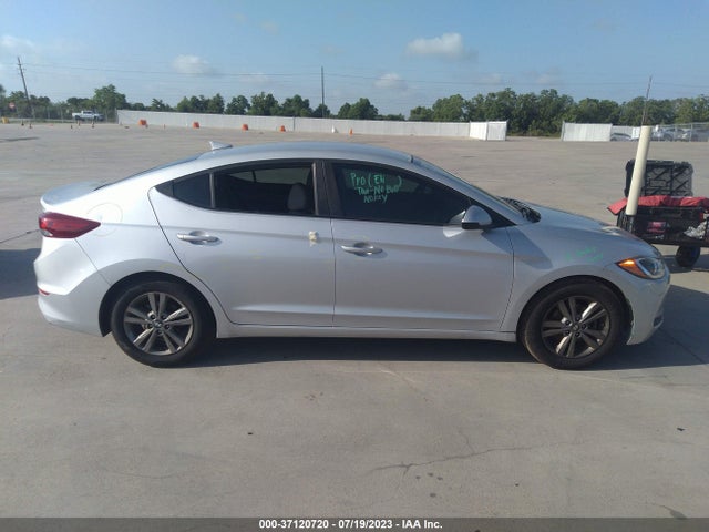 2018 HYUNDAI ELANTRA SEL VIN: 5NPD84LF2JH307983