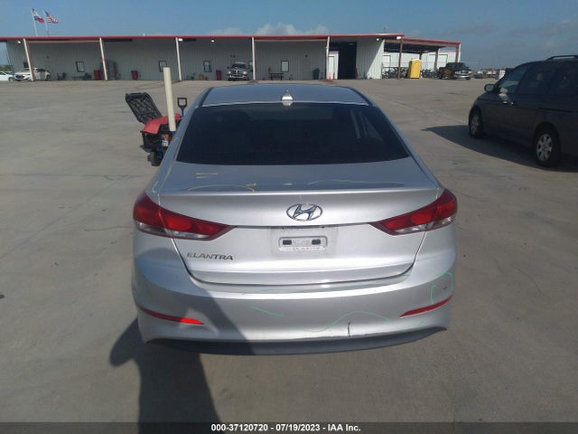 2018 HYUNDAI ELANTRA SEL VIN: 5NPD84LF2JH307983