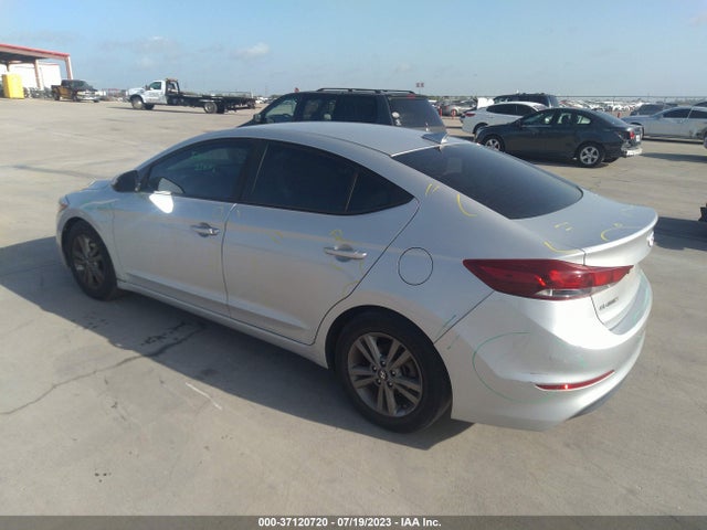 2018 HYUNDAI ELANTRA SEL VIN: 5NPD84LF2JH307983