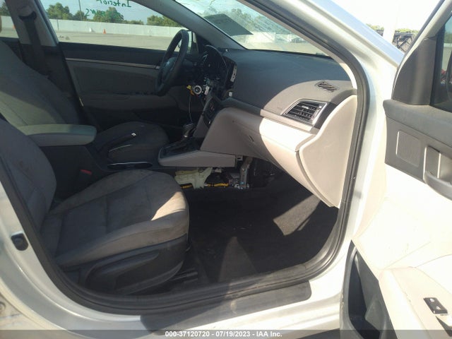 2018 HYUNDAI ELANTRA SEL VIN: 5NPD84LF2JH307983