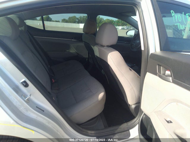 2018 HYUNDAI ELANTRA SEL VIN: 5NPD84LF2JH307983