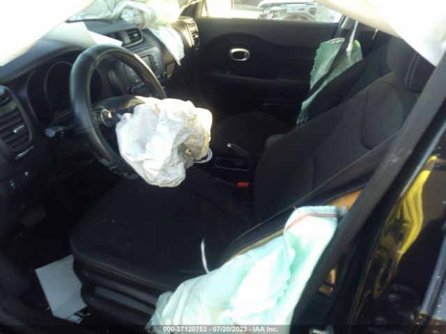 KNDJN2A28J7540139 KIA Soul Base