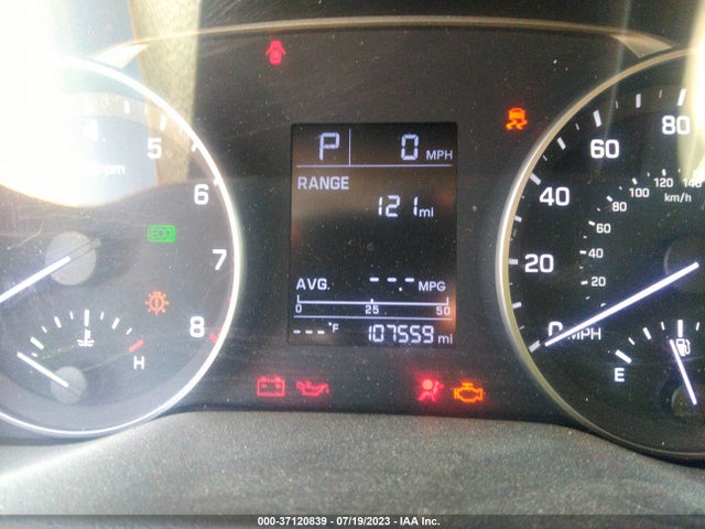 2017 HYUNDAI ELANTRA SE VIN: 5NPD74LF4HH180277