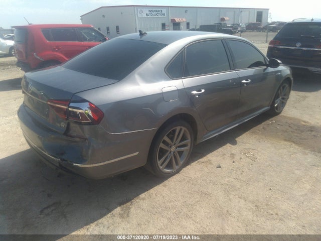 1VWAA7A30JC030602 Volkswagen Passat 2.0t S/r-line