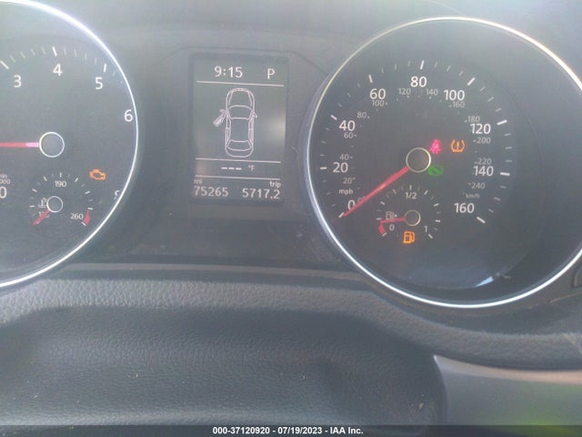 1VWAA7A30JC030602 Volkswagen Passat 2.0t S/r-line
