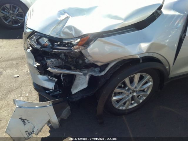 JN1BJ1BV5NW346783 Nissan Rogue Sport Sv