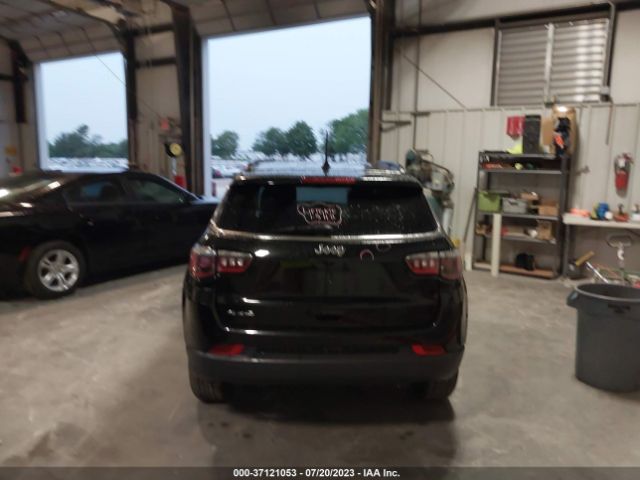 3C4NJDBB9MT600193 Jeep Compass Latitude