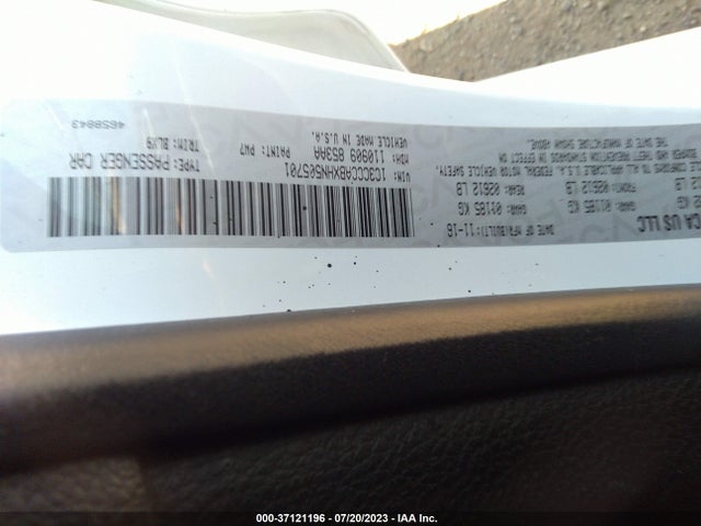 Chrysler 200 Limited Platinum 2017 1C3CCCABXHN505701 Image 9