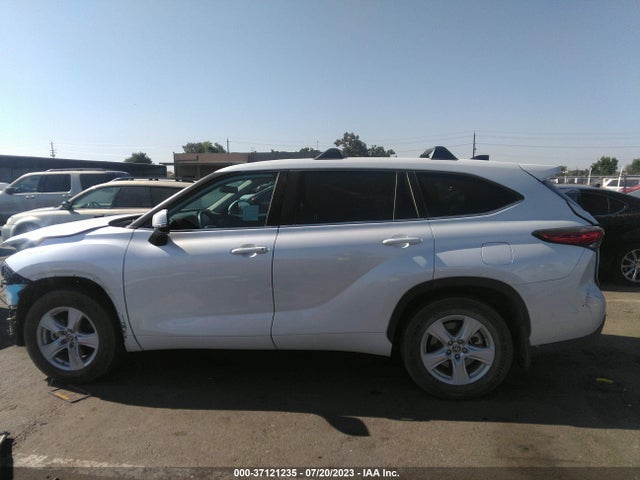 Toyota Highlander Le 2022 5TDBZRBH4NS580900 Image 15