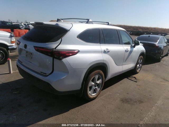 Toyota Highlander Le 2022 5TDBZRBH4NS580900 Image 4