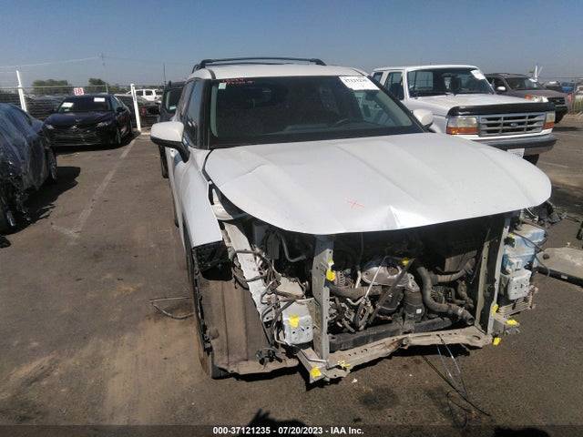 Toyota Highlander Le 2022 5TDBZRBH4NS580900 Image 6