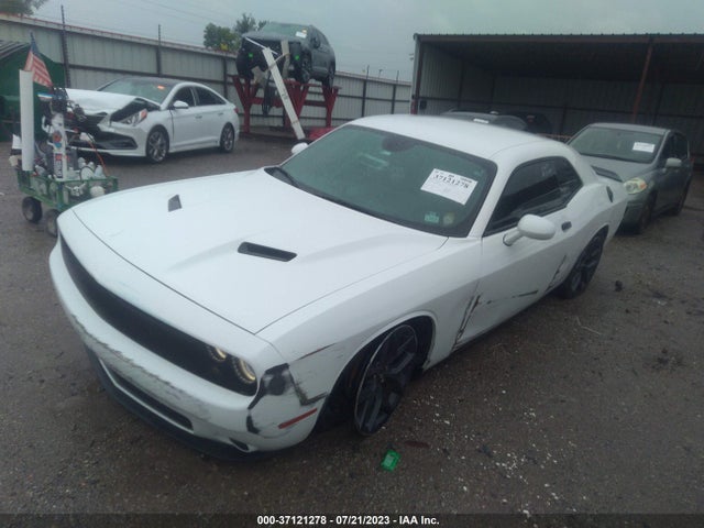 Dodge Challenger Sxt 2019 2C3CDZAG1KH688174 Image 2