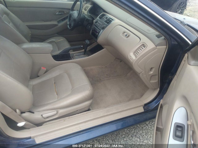 2001 HONDA ACCORD CPE EX VIN: 1HGCG32781A014049