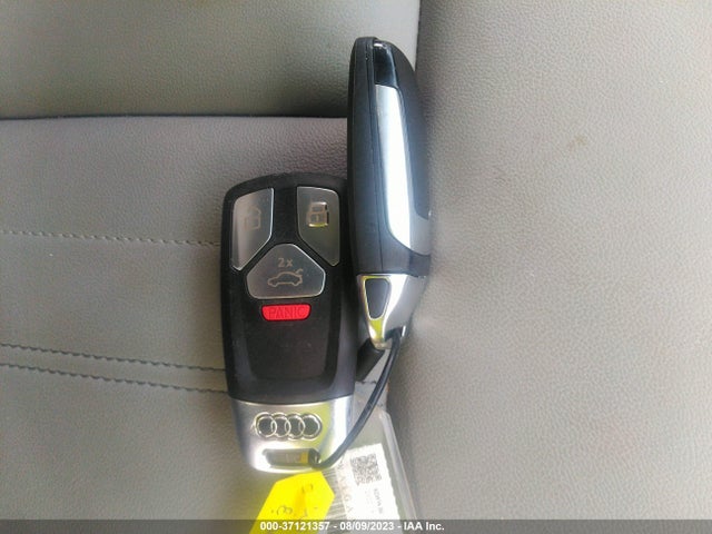 WA1GAAFY7N2125727 Audi Q5 S Line Premium
