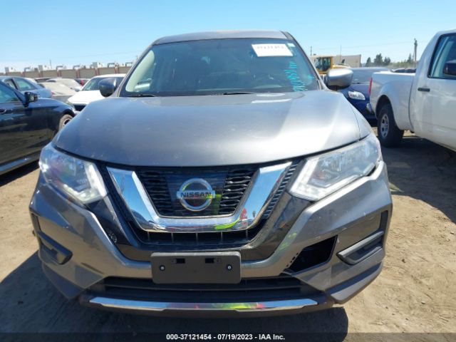 Nissan ROGUE S 2017 KNMAT2MT1HP608320 Image 4