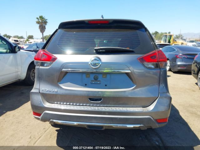 Nissan ROGUE S 2017 KNMAT2MT1HP608320 Image 8
