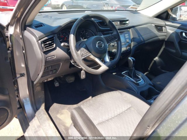 Nissan ROGUE S 2017 KNMAT2MT1HP608320 Image 11