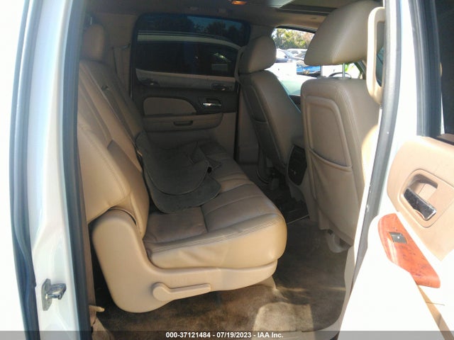 2011 CHEVROLET SUBURBAN 1GNSCJE0XBR396832 Photo 7