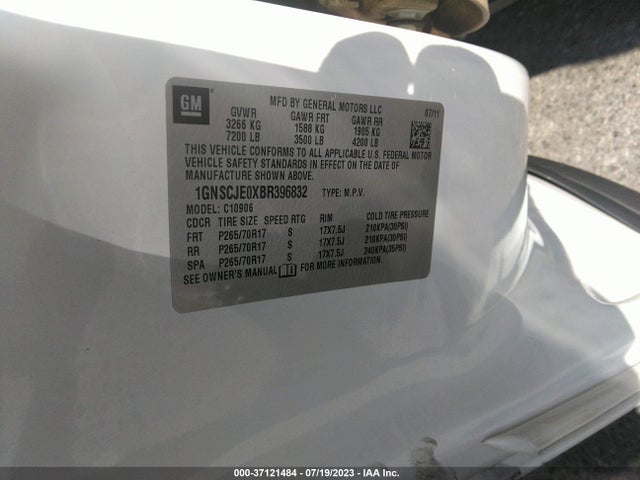 2011 CHEVROLET SUBURBAN 1GNSCJE0XBR396832 Photo 8