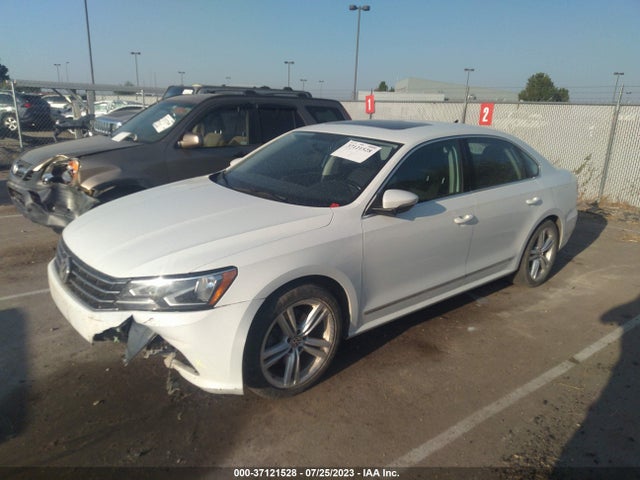 1VWBT7A31HC016507 Volkswagen Passat 1.8t Se