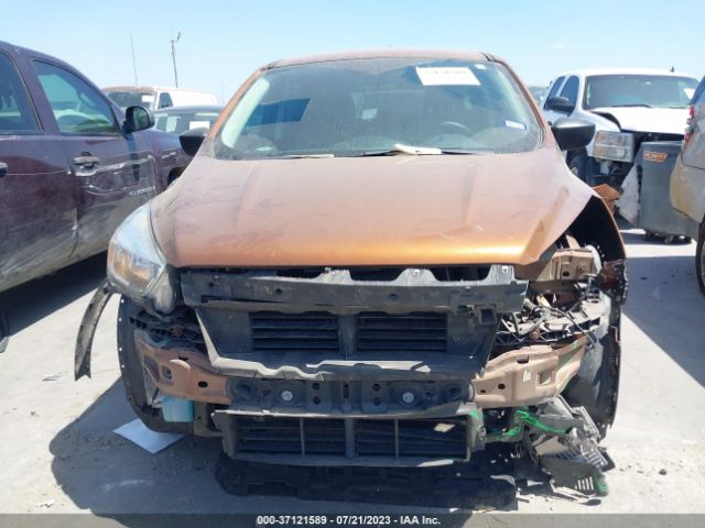 1FMCU0F78HUA03878 Ford ESCAPE S