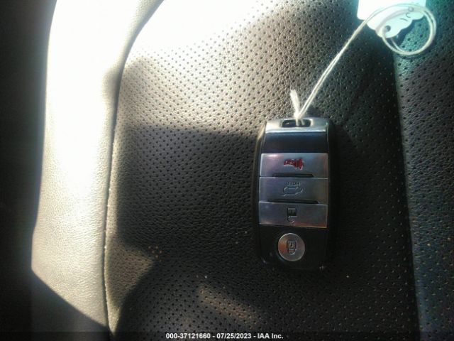 KNDJX3A52G7294496 KIA Soul !