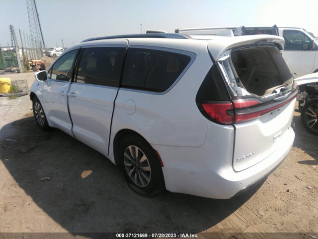 Chrysler Pacifica Hybrid Touring L 2021 2C4RC1L7XMR602820 Image 3