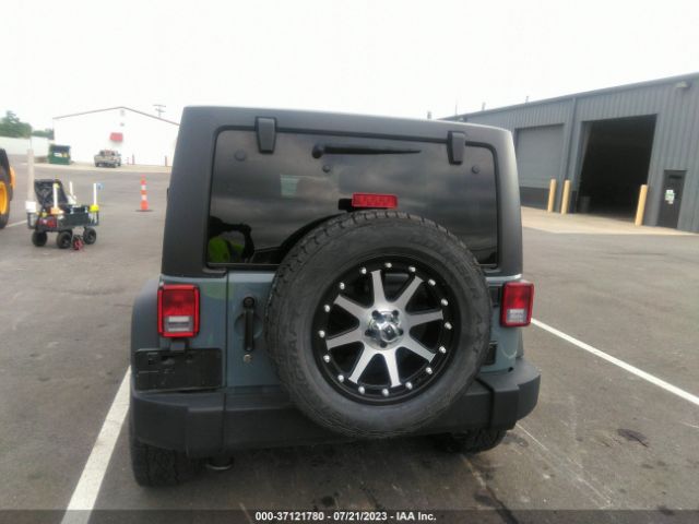 1C4HJWDG4FL594920 Jeep Wrangler Unlimited Sport