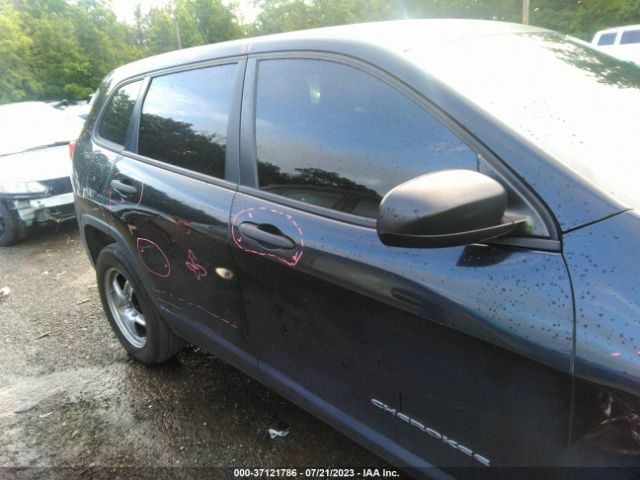 1C4PJMAB3FW635089 Jeep Cherokee Sport