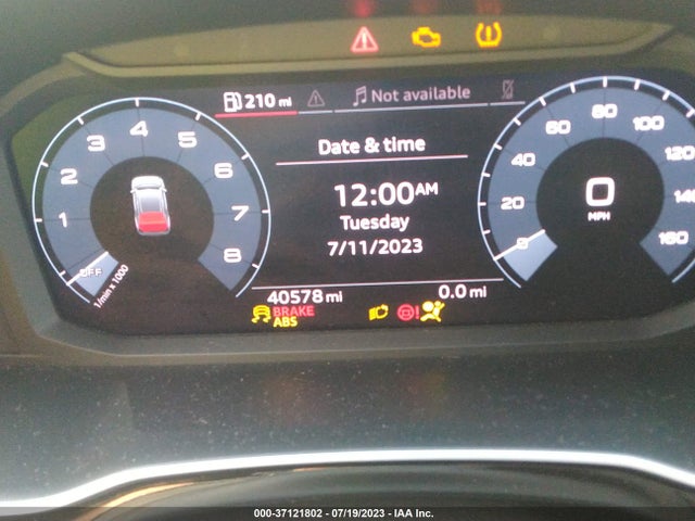 2019 Audi Q3, VIN: WA1EECF39K1083008