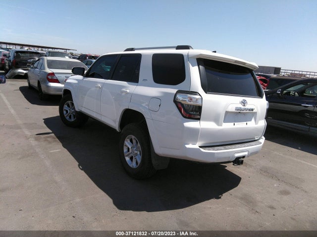 Toyota 4RUNNER SR5 2019 JTEBU5JRXK5715599 Image 8