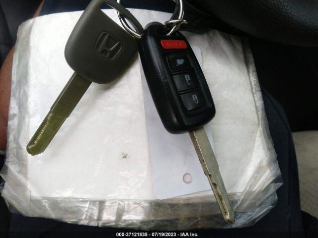 5J6RM3H39FL017022 Honda CR-V LX