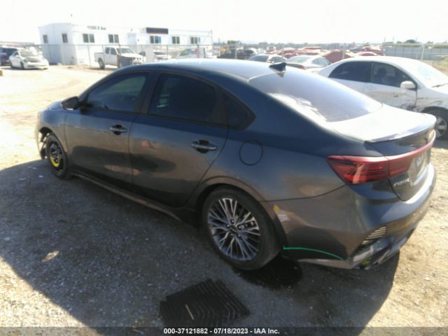 3KPF54AD0NE425821 KIA Forte Gt-line