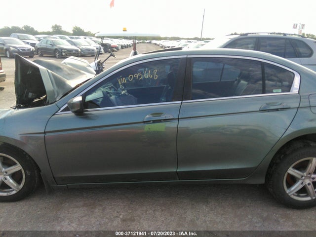 2009 HONDA ACCORD SDN EX-L VIN: 1HGCP26809A095668