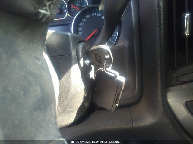 Chevrolet Silverado 1500 Lt 2018 3GCUKREC0JG505097 Image 3