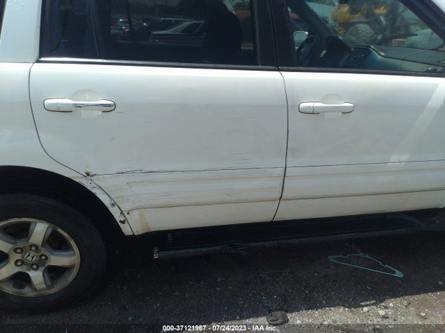 2006 HONDA PILOT EX VIN: 2HKYF18476H513546