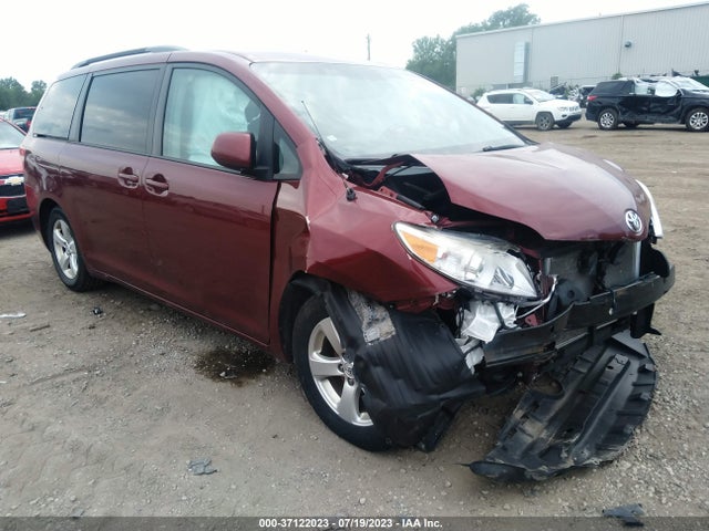 2013 TOYOTA SIENNA LE VIN: 5TDKK3DC1DS344738