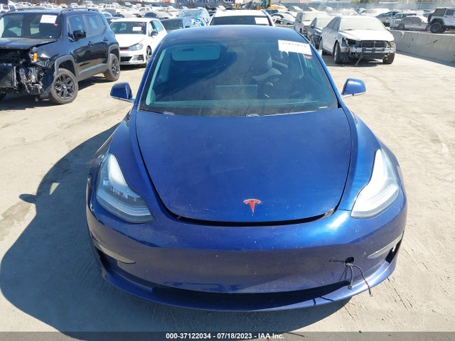 5YJ3E1EB1JF063903 Tesla Model 3 Long Range