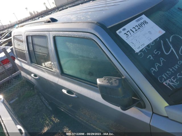1C4NJPBB2GD562902 Jeep Patriot Sport