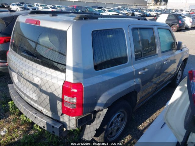 1C4NJPBB2GD562902 Jeep Patriot Sport