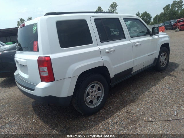 1C4NJPBB5ED715592 Jeep Patriot Sport